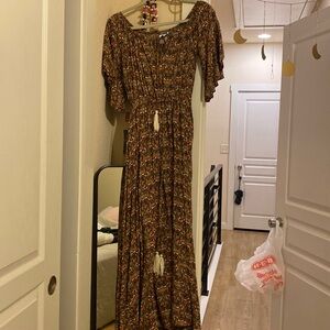 Maxi off the shoulder paisley boho dress